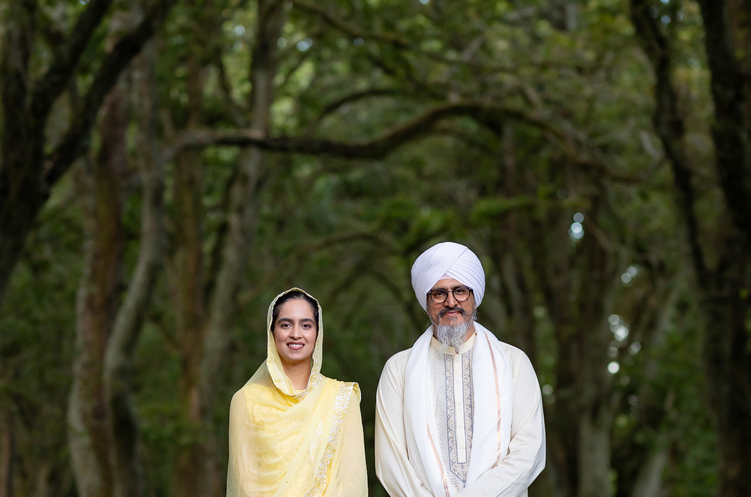 Bhai Yadvinder Singh Ji accompanying Amrita Kaur Ji on acoustic harmonium during their United Kingdom tour, singing Guru Arjan Dev Ji's shabad 'Tu Mero Mer Parbat Swami'.